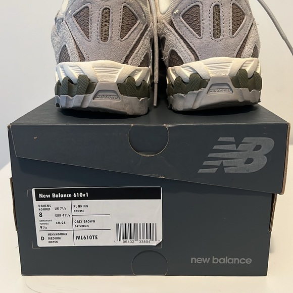 Grey New Balance 610 (Size 8) (Worn Once) - Picture 3 of 4